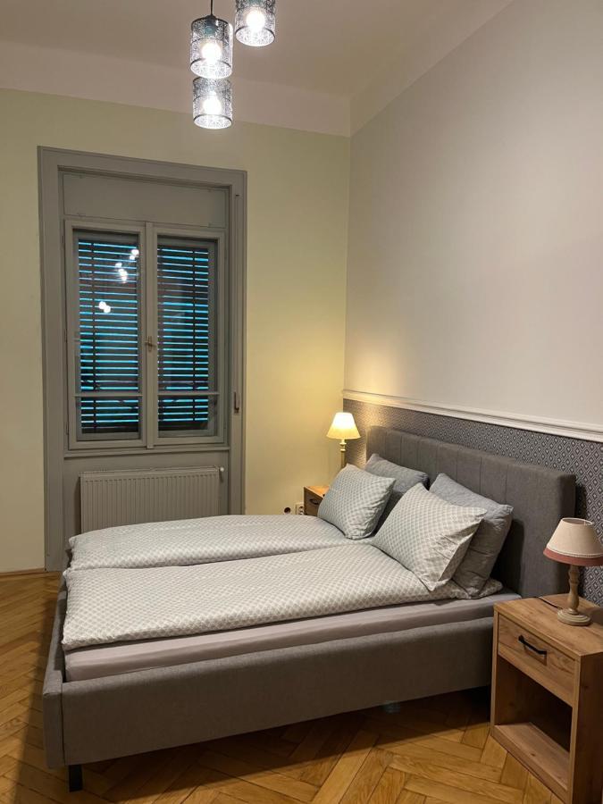 Barty Downtown Apart 1 Timisoara Luaran gambar